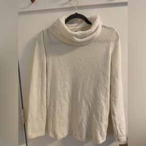 Old navy sweater